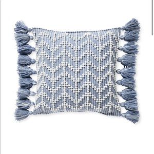 Serena & Lily West Beach pillow cover 20x20